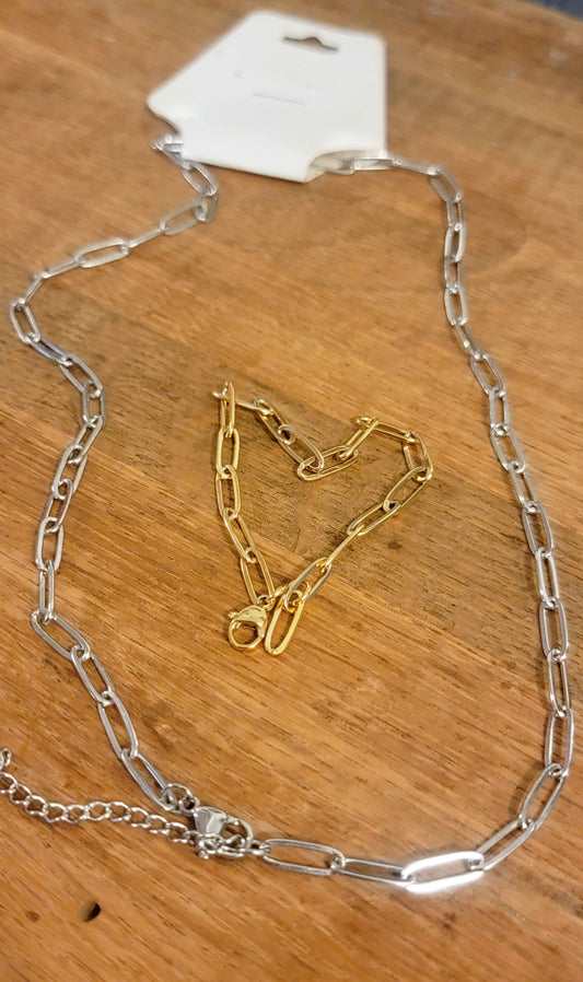 NEW! Paper Clip Chain Necklace
